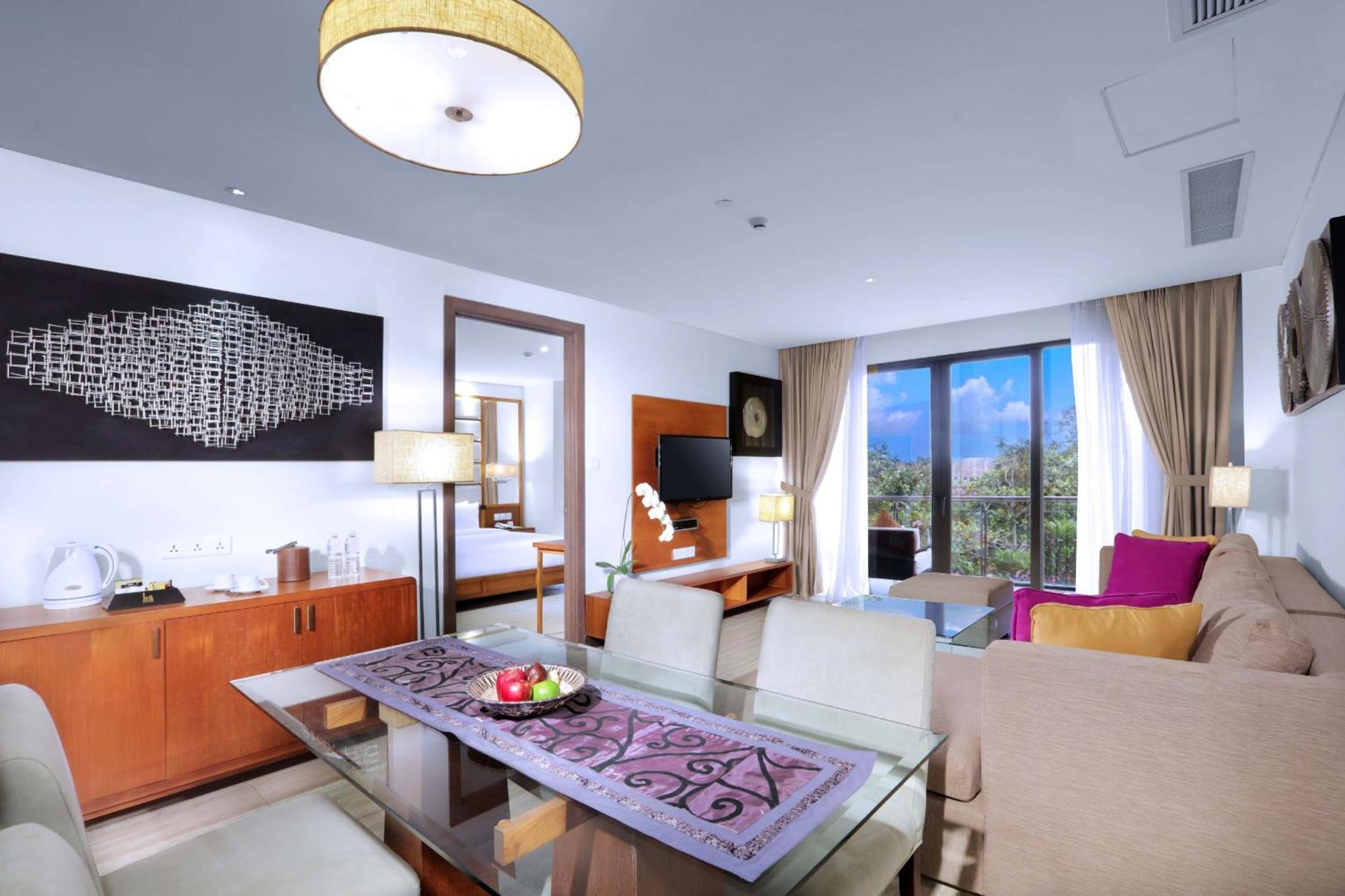 Lv8 Resort Hotel Canggu Exteriör bild
