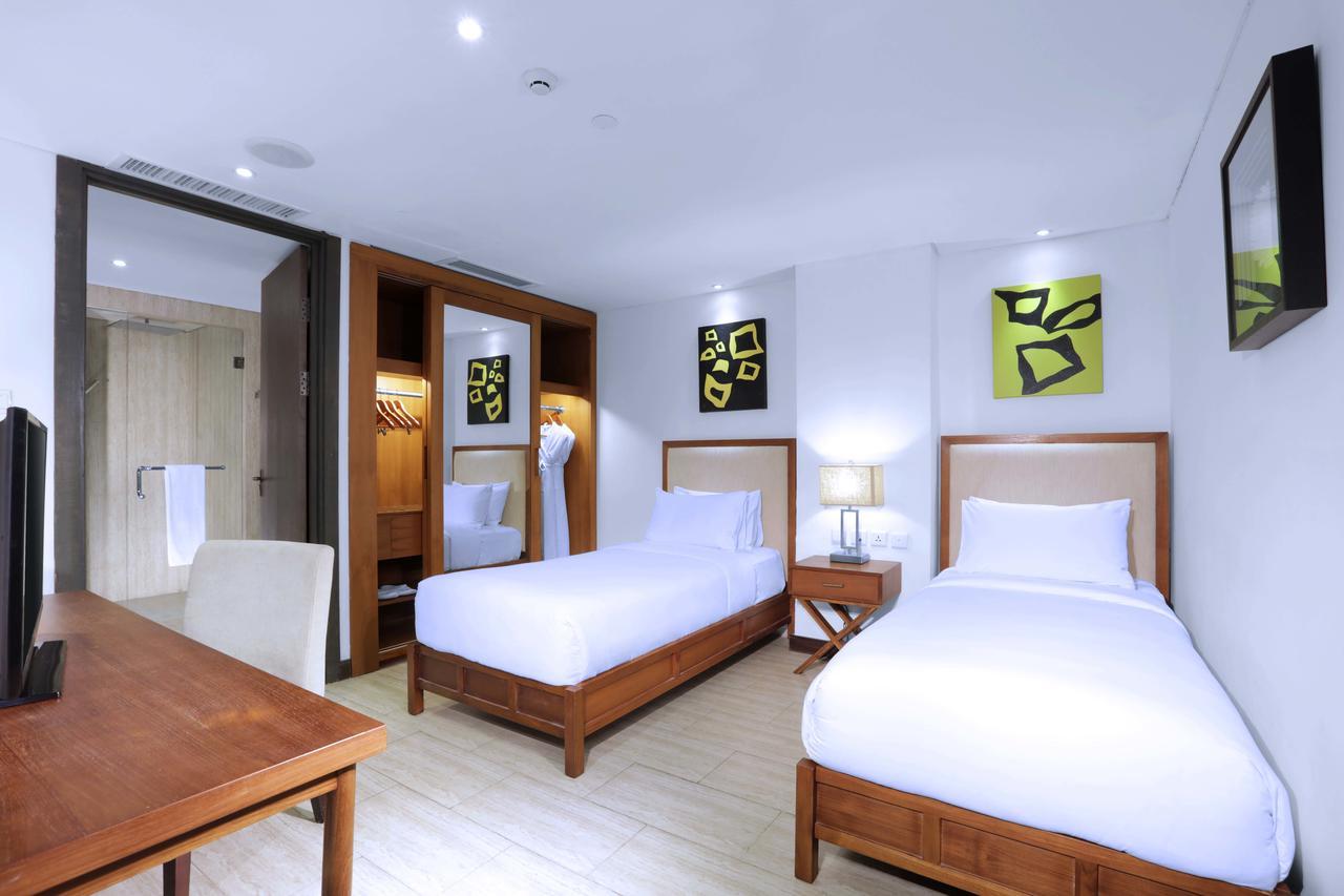 Lv8 Resort Hotel Canggu Exteriör bild
